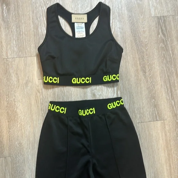 Gucci Two- Piece Leggings Crop SET SMALL